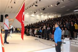 24 Kasım Öğretmenler Günü Kutlamasında Öğrenci ve Öğretmenlerimiz Sahnede